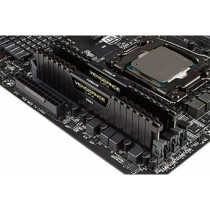 Corsair Mémoire Vengeance LPX CMK32GX4M2D3600C18 module de mémoire 3