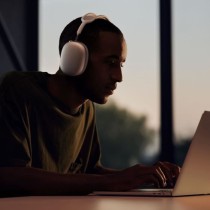 AirPods Max bleu ciel