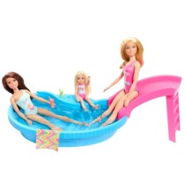 Barbie-Poupée et accessoires-Coffret poupée blonde avec piscine de r