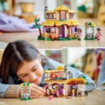 LEGO Disney Wish 43231 La Chaumiere d'Asha, Maison de Poupées avec Mi