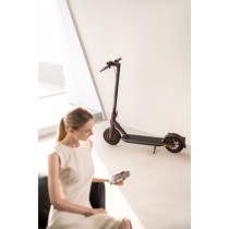 Trottinette électrique XIAOMI Electric Scooter 4 Pro FR 700W 10