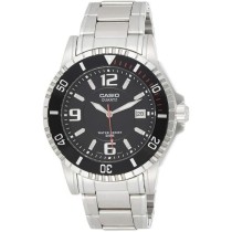 Montre - CASIO - BASIC - Acier inoxydable - Quartz - Étanchéité 20