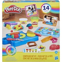 PLAY-DOH Kit du petit chef cuisinier, pâte a modeler, 14 accessoires