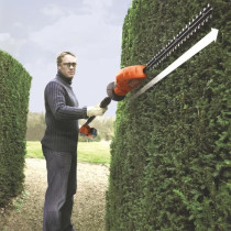 Black+Decker Long-range hedge 43 cm 18v 2 Ah GTC1843L20-QW-Shaped blad