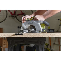 RYOBI - Scie circulaire 18V ONE+ - diam. 165 mm x 16 mm - 4 700 tr/min