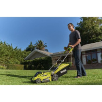 RYOBI - Tondeuse 1800 W - Ø coupe 40 cm - ramassage et mulching - dou