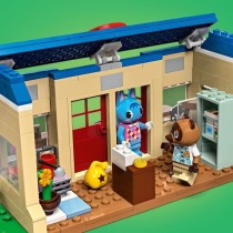 LEGO Animal Crossing 77050 Boutique Nook et Maison de Rosie, Set de Co